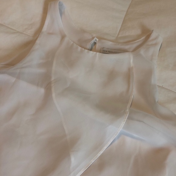 New York & Company - Women’s Dress Shirt - Picture 2 of 2